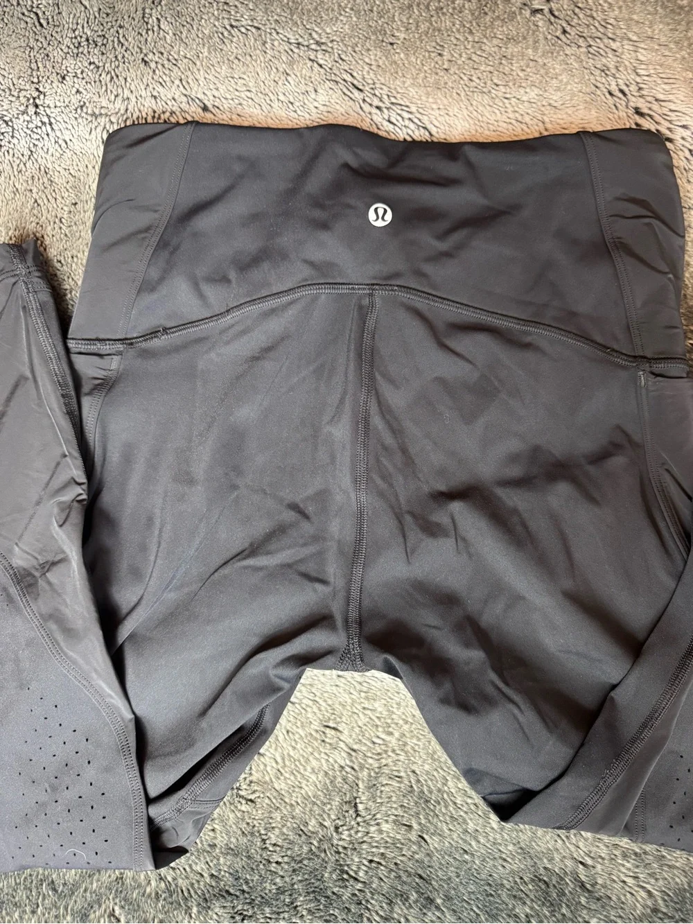 Lululemon Black Perforated Laser Cut Leggings Size [8]